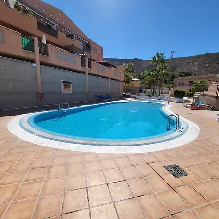 терраса с барбекю Wi -fi парковка детский бассейн Lägenhet Costa Adeje (Tenerife)